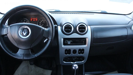 Renault Sandero, 2014г, передний привод, механика