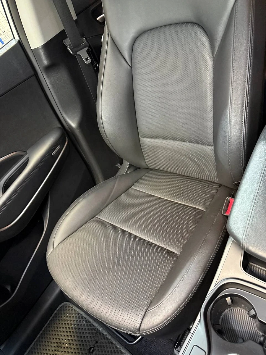 Hyundai Santa Fe, 2016г., полный привод, автомат