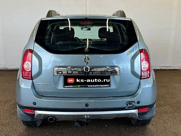 Renault Duster, 2012г, полный привод, механика