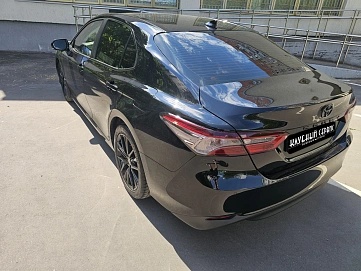 Toyota Camry, 2021г, передний привод, автомат
