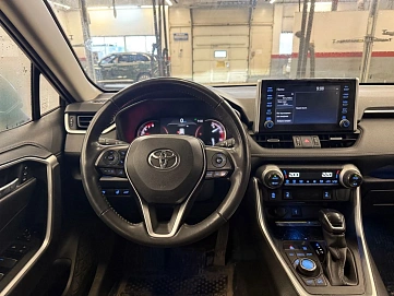 Toyota RAV4, 2021г, полный привод, автомат