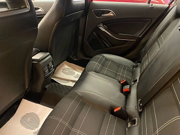 Mercedes-Benz A-Класс, 2015г, передний привод, робот