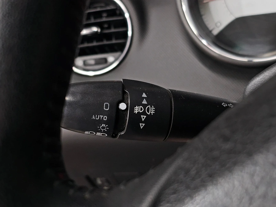 Peugeot 308, 2010г., передний привод, автомат