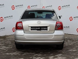 Toyota Avensis, 2006г, передний привод, автомат