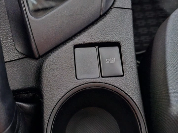 Toyota Corolla, 2014г, передний привод, вариатор