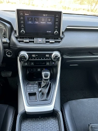 Toyota RAV4, 2021г, полный привод, автомат