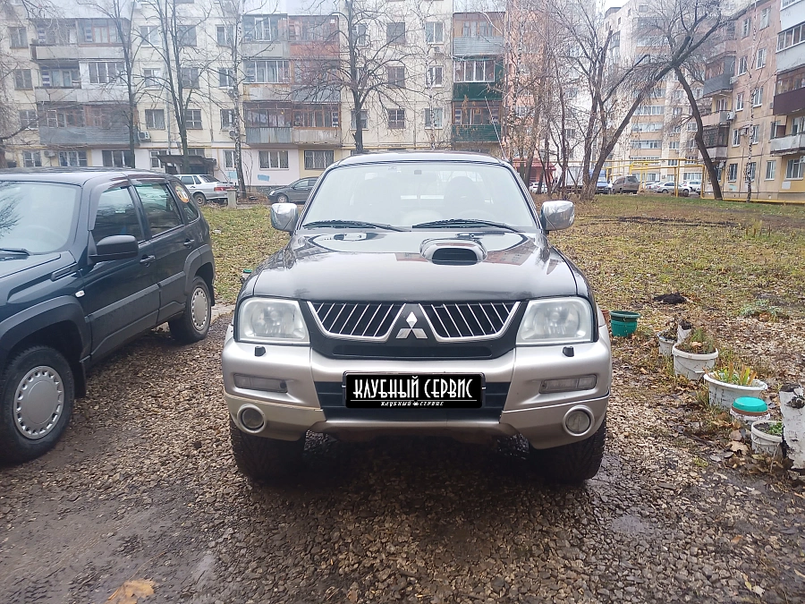 Mitsubishi L200, 2006г., полный привод, механика