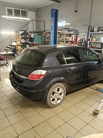 Opel Astra, 2006г, передний привод, механика