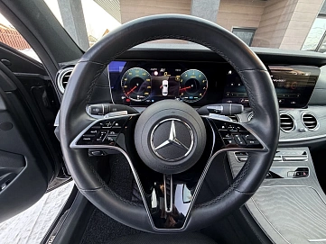 Mercedes-Benz E-Класс, 2022г, полный привод, автомат