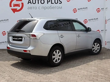 Mitsubishi Outlander, 2013г, полный привод, вариатор