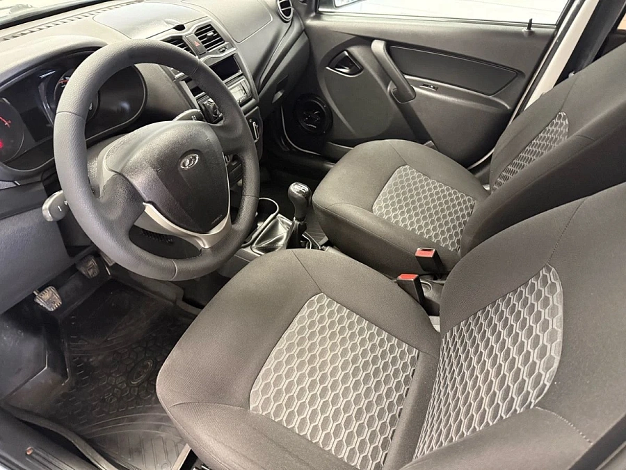 Lada (ВАЗ) Granta, 2019г., передний привод, механика