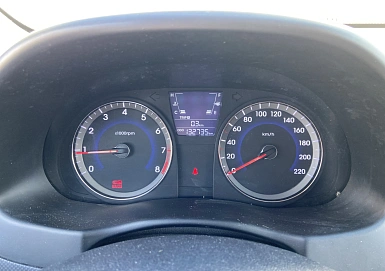 Hyundai Solaris, 2011г, передний привод, механика