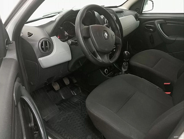Renault Duster, 2017г, передний привод, механика