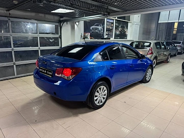 Chevrolet Cruze, 2009г, передний привод, автомат