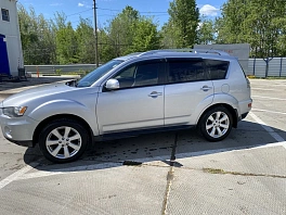 Mitsubishi Outlander, 2010г, полный привод, вариатор