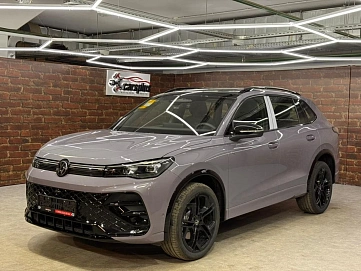 Volkswagen Tiguan, 2025г, полный привод, робот