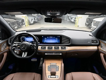 Mercedes-Benz GLS, 2025г, полный привод, автомат