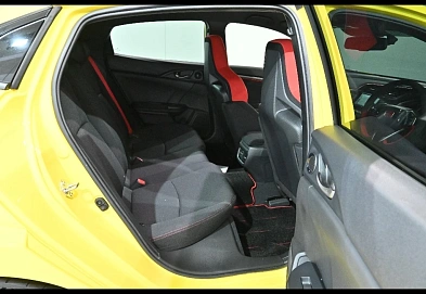 Honda Civic Type R, 2021г, передний привод, механика
