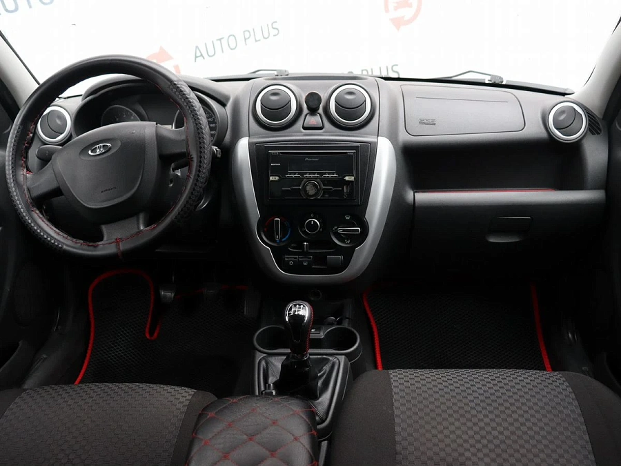 Lada (ВАЗ) Granta, 2012г., передний привод, механика