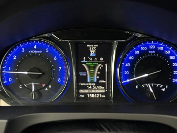 Toyota Camry, 2015г, передний привод, автомат