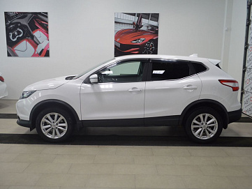 Nissan Qashqai, 2017г, передний привод, механика