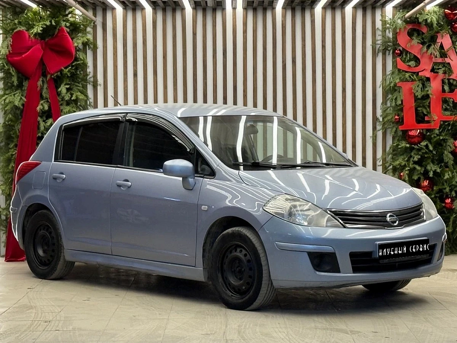 Nissan Tiida, 2011г., передний привод, механика