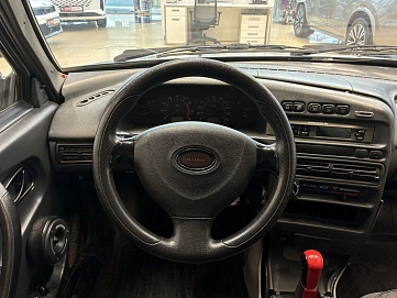 Lada (ВАЗ) , 2004г., передний привод, механика