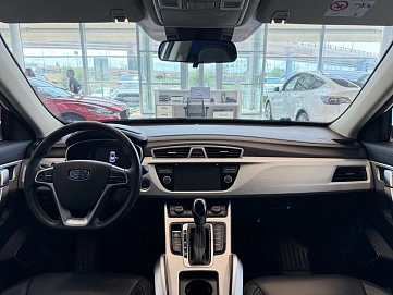 Geely Atlas, 2019г, передний привод, автомат