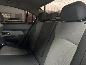 Chevrolet Cruze, 2009г, передний привод, механика