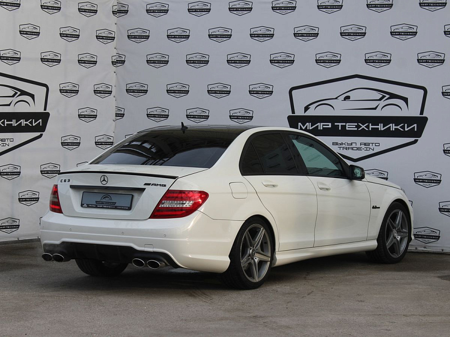 Mercedes-Benz , 2011г., задний привод, автомат