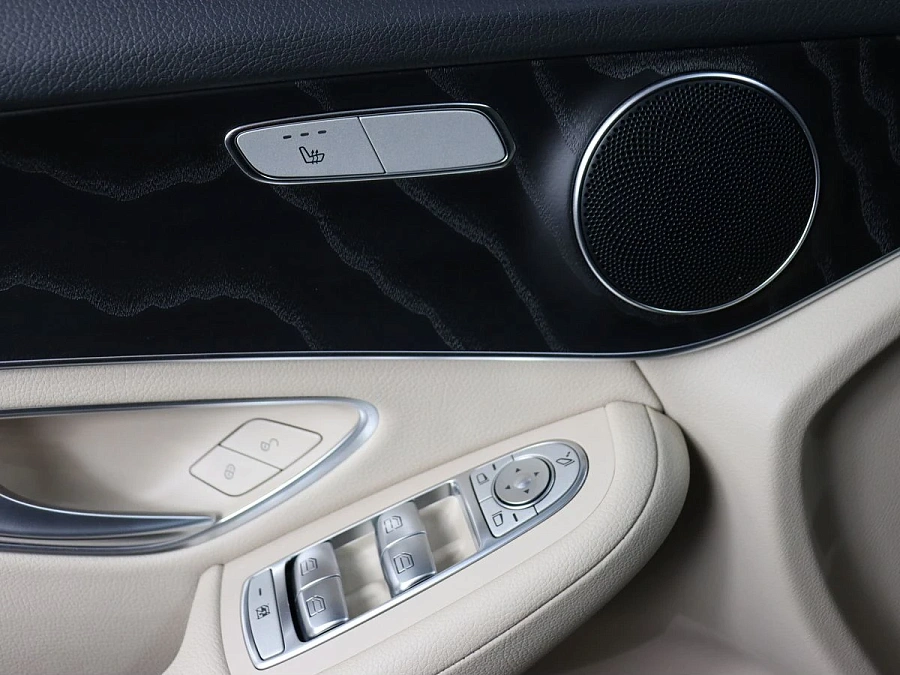 Mercedes-Benz GLC, 2022г., полный привод, автомат