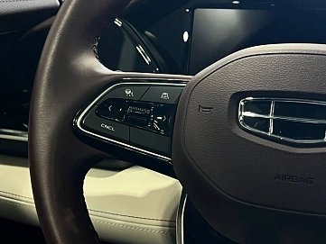 Geely Monjaro, 2022г, полный привод, автомат