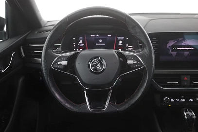 Skoda Kamiq, 2022г, передний привод, робот