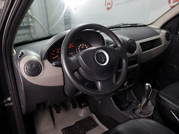 Renault Sandero, 2011г, передний привод, механика