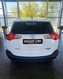 Toyota RAV4, 2013г, полный привод, вариатор