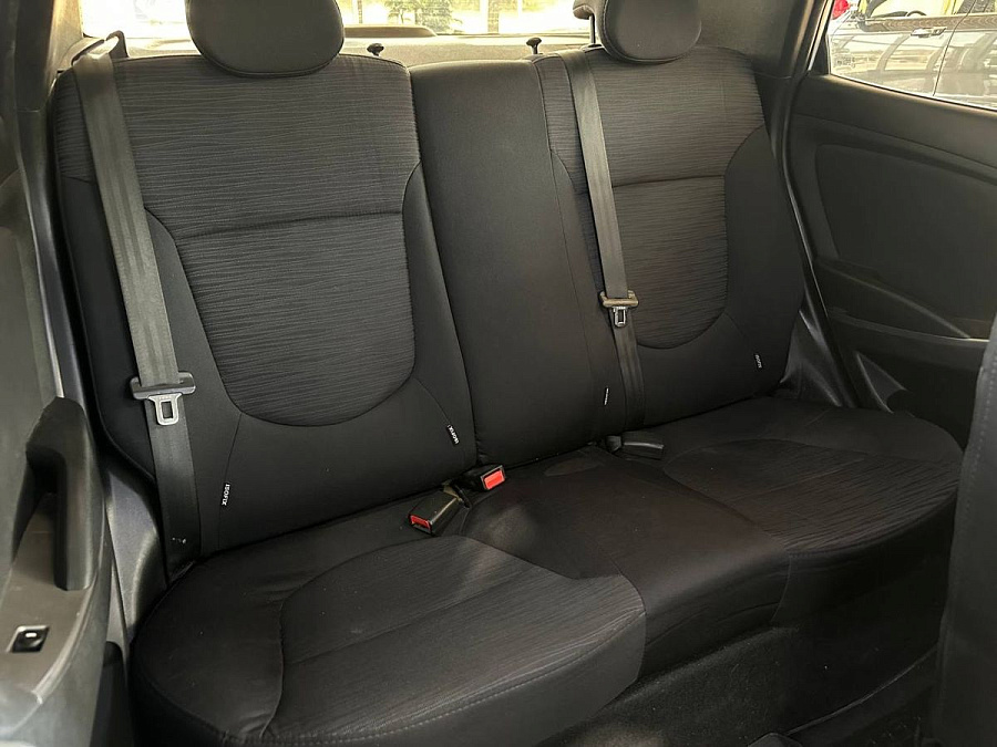 Hyundai Solaris, 2015г., передний привод, автомат