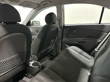 Kia Rio, 2009г, передний привод, механика
