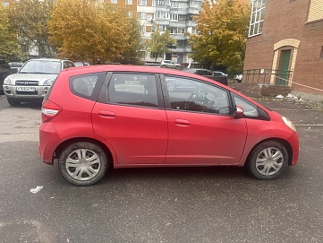 Honda Jazz, 2011г, передний привод, вариатор
