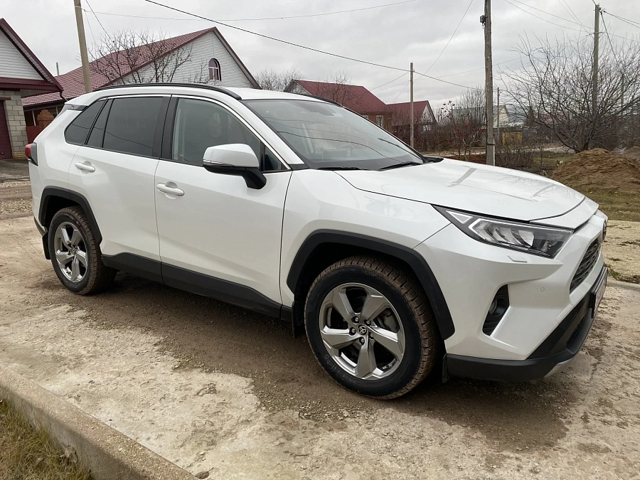Toyota RAV4, 2021г., полный привод, вариатор