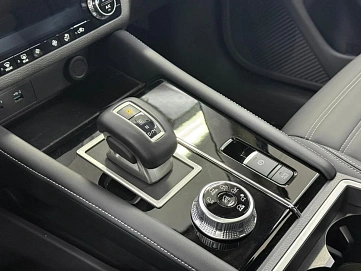 Mitsubishi Outlander, 2023г, передний привод, вариатор