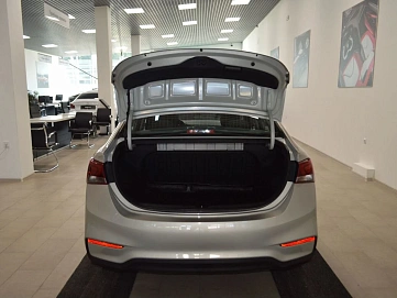 Hyundai Solaris, 2019г, передний привод, автомат