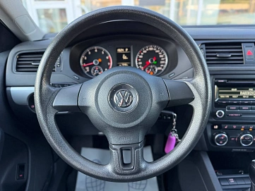 Volkswagen Jetta, 2012г, передний привод, автомат
