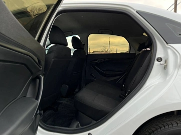 Lada (ВАЗ) Vesta, 2018г, передний привод, механика