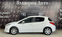 Peugeot 308, 2010г., передний привод, автомат