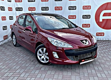 Peugeot 308, 2008г, передний привод, автомат