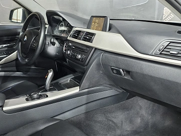 BMW 3 серии, 2014г, задний привод, автомат
