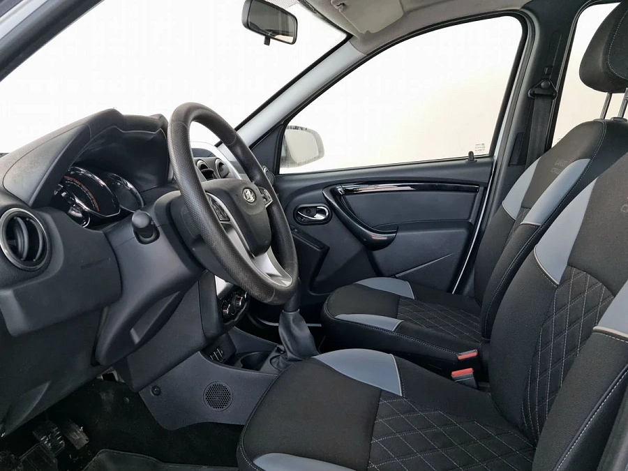 Lada (ВАЗ) , 2022г., передний привод, механика