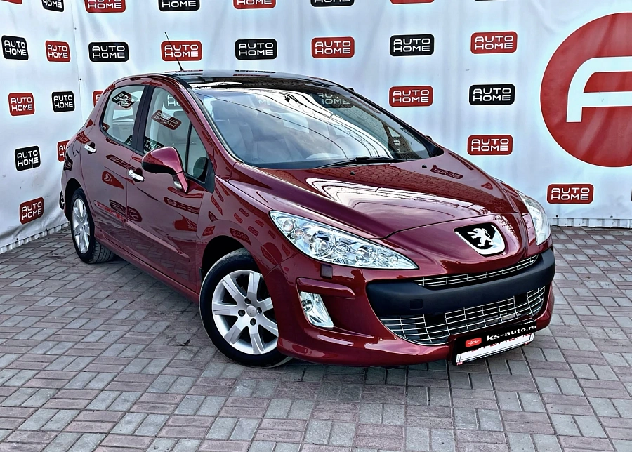 Peugeot 308, 2008г., передний привод, автомат