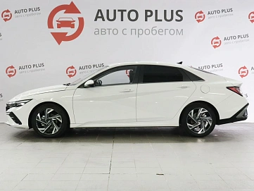 Hyundai Elantra, 2023г, передний привод, вариатор