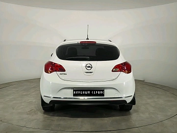 Opel Astra, 2013г, передний привод, механика